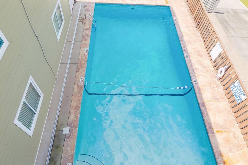 מירטל ביץ' Right Across Beach Pool View Private Balcony By Zen Living Short Term Rental מראה חיצוני תמונה