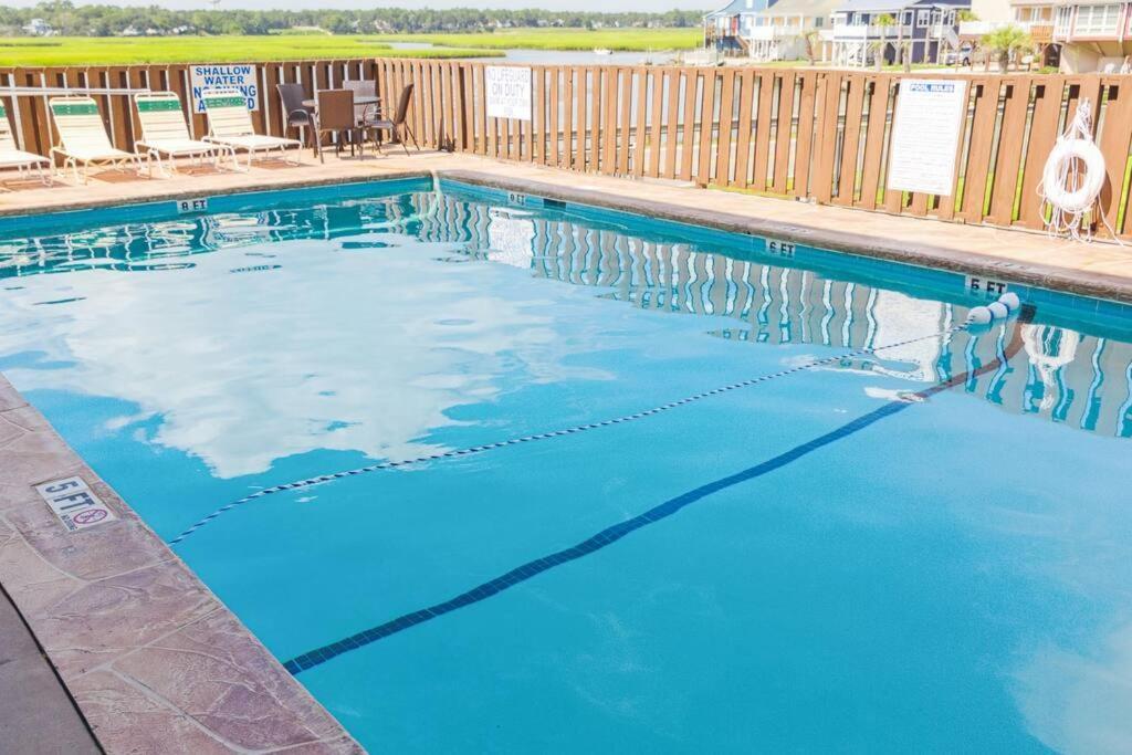 מירטל ביץ' Right Across Beach Pool View Private Balcony By Zen Living Short Term Rental מראה חיצוני תמונה